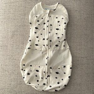 Happiest baby sleepea swaddle